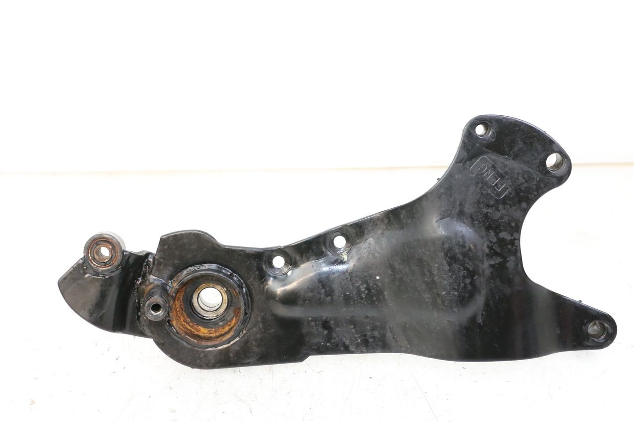 EXHAUST MOUNT - LONGJIA SHARPY 125 (2020 - 2024)