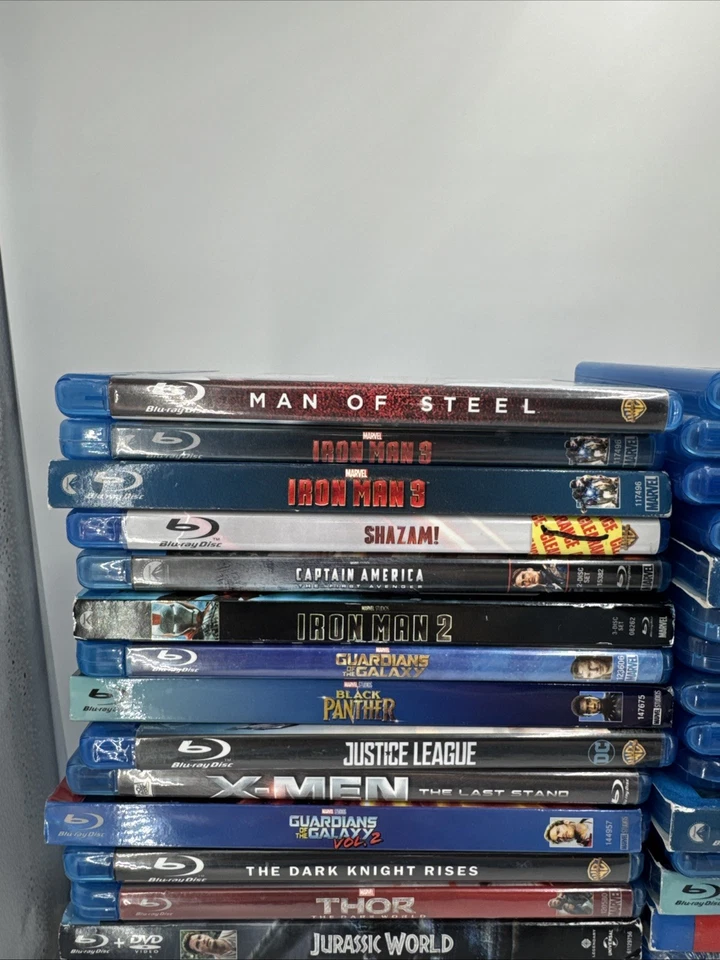 Wholesale Blu-Ray Lot of 107. Superhero Movies. Marvel, DC. AND MORE Foto 2 de 4