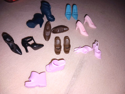 BARBIE  EXTRAVAGANTES SCHUH SET bunt gemischt    0524