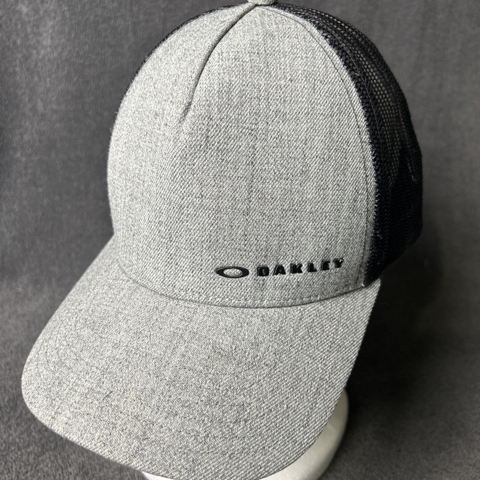 Oakley SnapBack Hat Gray Adjustable Cap Mesh Truc… - image 1