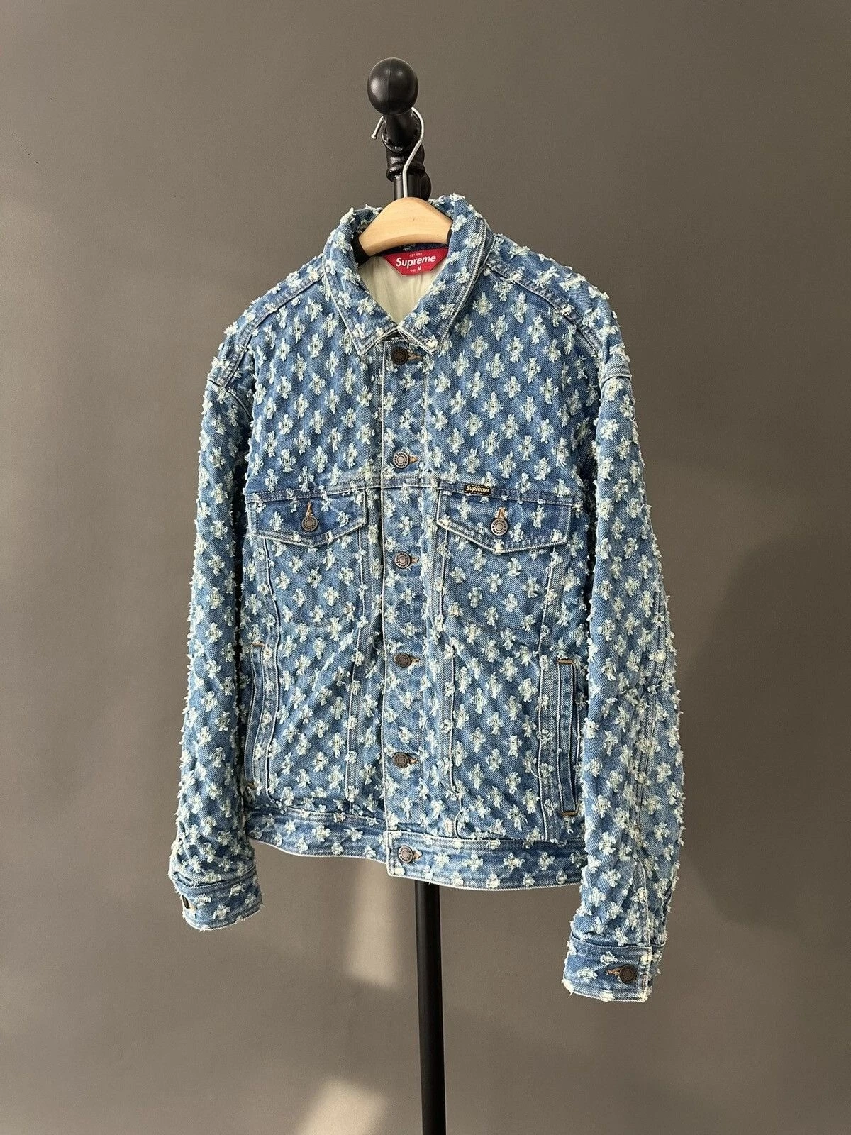 Veste camionneur en denim perforé trou suprême (bleu)   Taille Medium