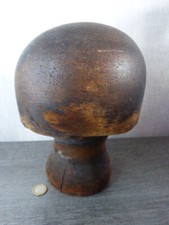 ancienne forme a chapeau  en bois (sc)