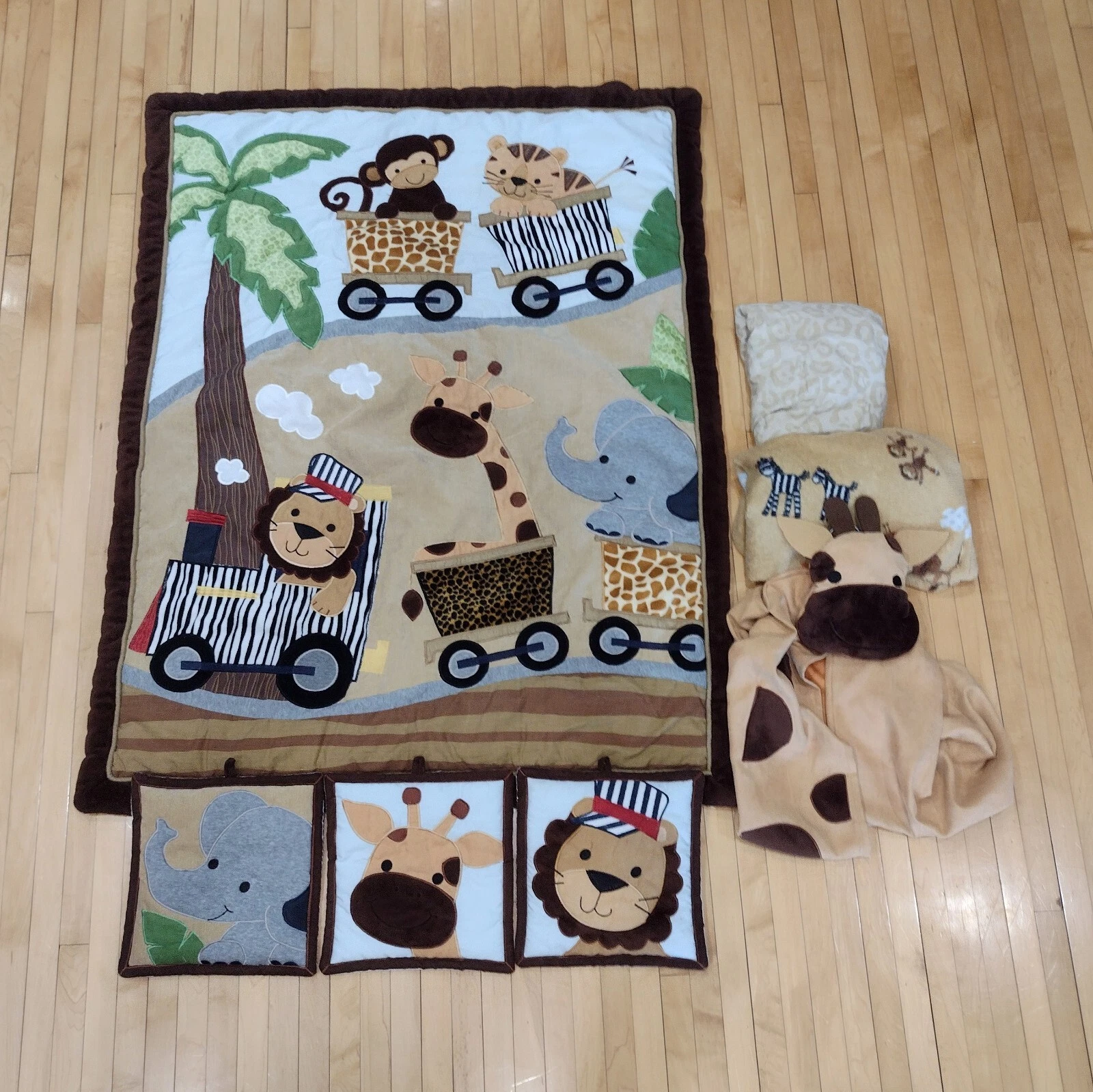 Lambs & Ivy Safari Express Animal Train Nursery Set Comforter Crib Sheet Wall
Opens in a new window 