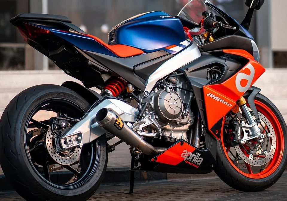 Escape Completo ARROW Aprilia RS 660 / Tuono 660 Colector Racing Inox - Imagen 3 de 4