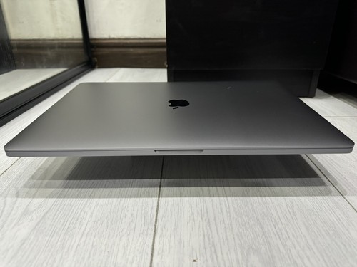 Apple MacBook Pro Retina 16” 2019 - 1TB SSD 32GB Ram 2.3GHz 8-Core i9 5500M 8GB - 第 11/18 張圖片