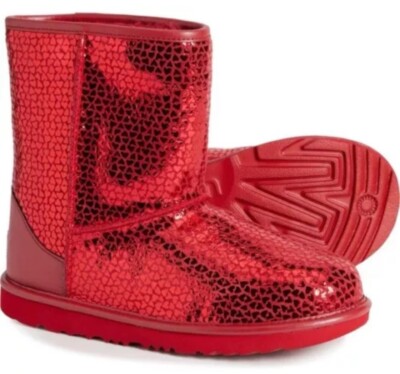 NIB - UGG Kids  Classic II Gel Hearts Suede Boots - Red - Youth Big Girls Size 3