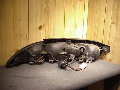 MAZDA MX3 MX 3 92-96 1992-1996 LUZ TRASERA PASAJERO DERECHO OEM Foto 2 de 3