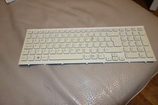 SONY VAIO UK Keyboard White Frame 148793411