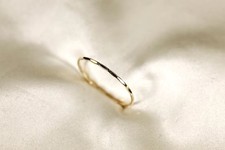 14K Solid Yellow Gold Hammered Ring: Dainty W...