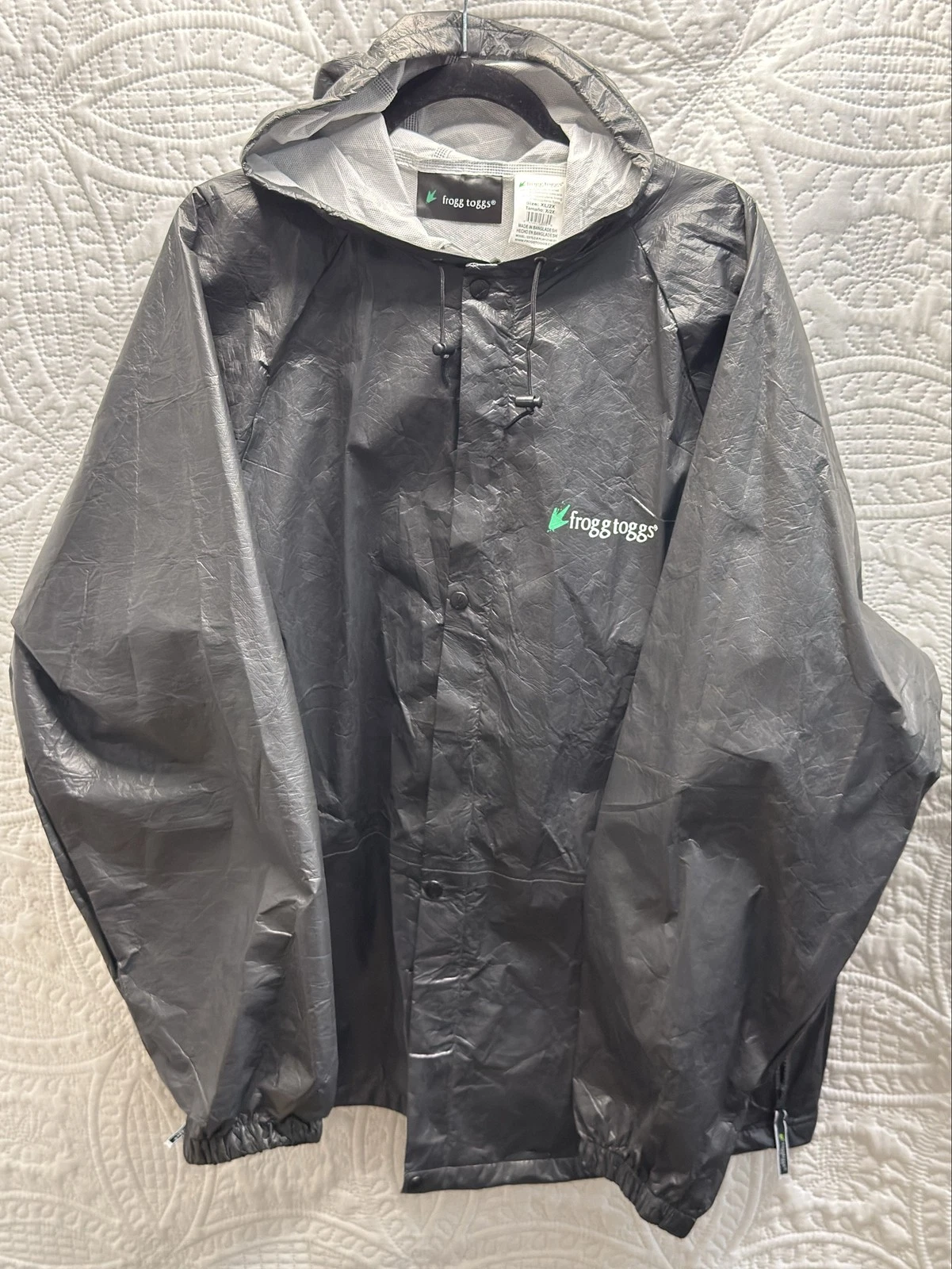 Frogg Toggs Men's Black Rain Jacket - product detail image 1