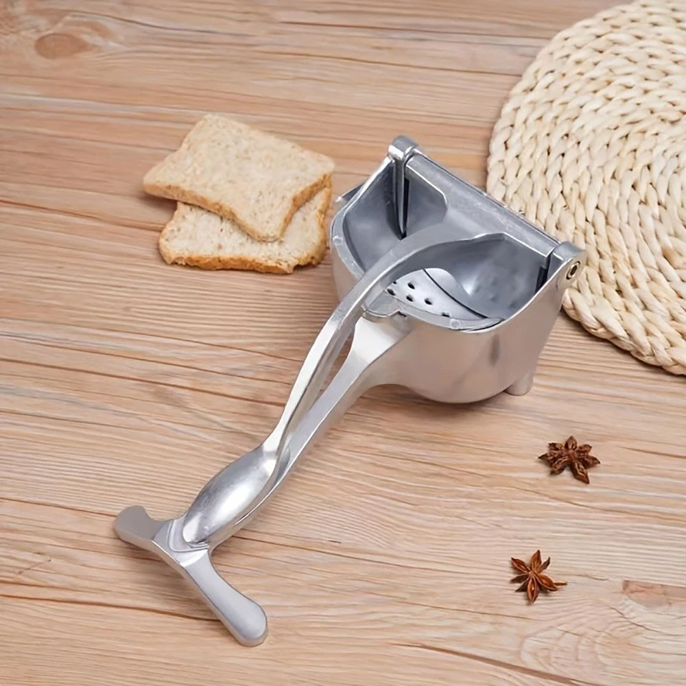 Lightweight Electric Rechargeable Efficient Sleek Portable Handheld Fruit Juicer