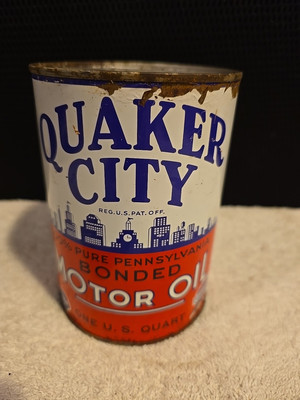 Quaker City Motor Oil Quart Can FULL Vintage Rare Graphic Motor Oil Can PA