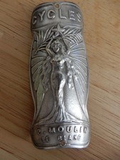 Plaque émaillée de velo cycles moulin , le blanc  - Old Enameled Bike Head Badge