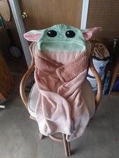 Baby Yoda Grogu Star Wars The Mandalorian The Child Children's Hooded Blanket