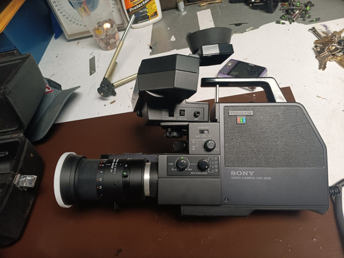 Vintage 1980's Sony Trinicon HVC-2400 Professional Camcorder Video Camera w/Case - Bild 3 von 6