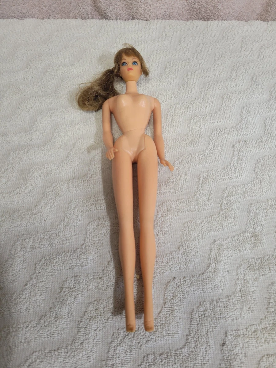 Poupée Barbie MOD 1966 – Fabriquée Au Japon, Tenue D'origine, Taille 29cm (occasion)
