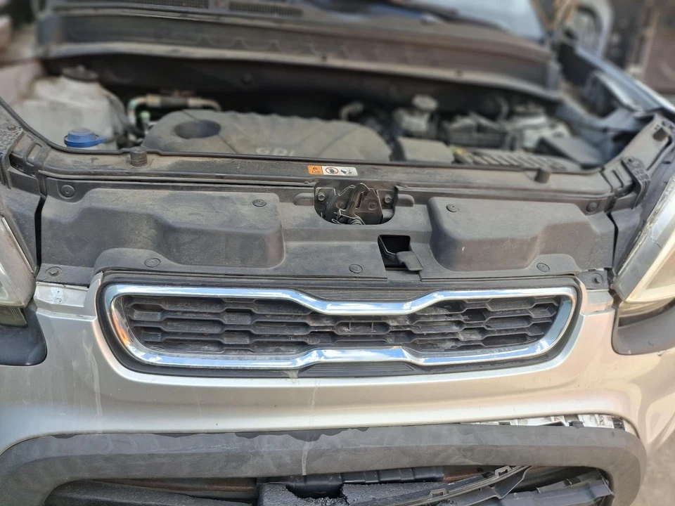 Conjunto de faro derecho usado se adapta a: 2012 Kia Soul halógeno R. reflector derecho Gra Foto 2 de 4