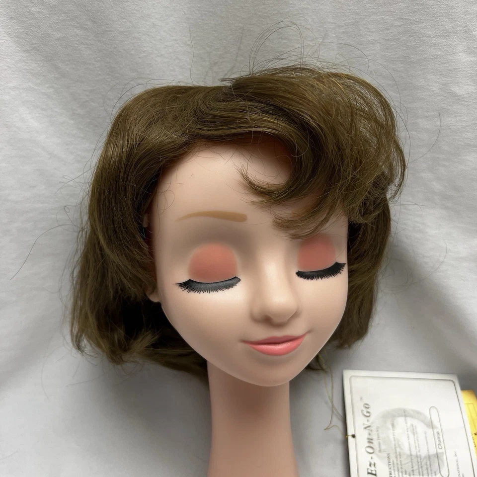 Peluca de cabello humano marrón Forever Young con flequillo sin encaje pelucas bob cortas sin pegamento Foto 4 de 4