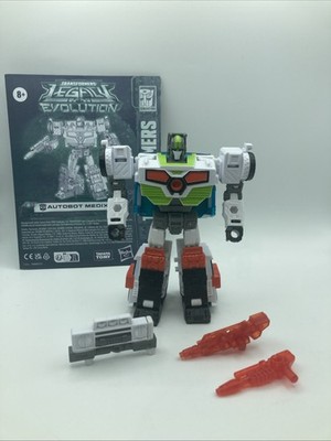 Transformers Legacy Evolution - Autobot Medix (Hasbro-Walgreens Exclusive)