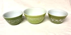 Vintage Pyrex Spring Blossom Daisy Green 3 Piece Nesting Mixing Bowl Set 401/407