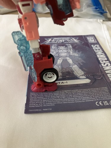 Hasbro Transformers 2022 "Elita-1", mit Booklet - Bild 3 von 9