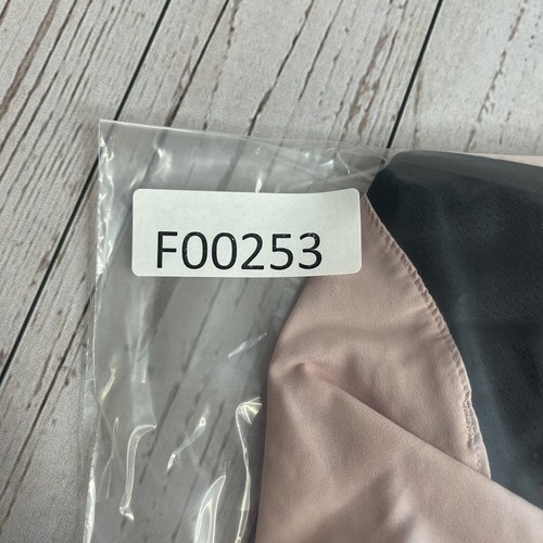 Under Armour Loose Gym Athletic Running Shorts Womens Small Light Pink Black - Picture 9 of 9