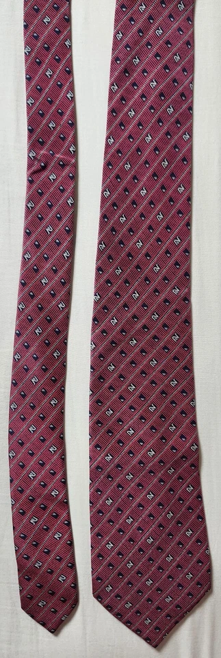 Corbata de Colección Nina Ricci Para Hombre Roja Seda Multi Patrón Hecha en Francia Foto 3 de 4