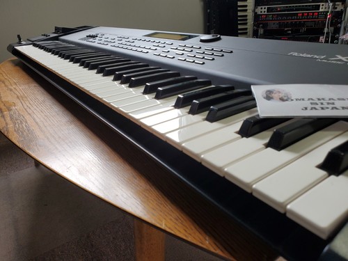 Roland XP-80 Synthesizer Music Workstation New Battery Good Condition Japan - Picture 4 of 23