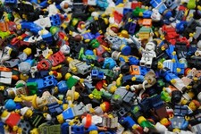 LEGO® Figuren, 10 Stück , Minifiguren gemischt Kopfbedeckung Konvolut