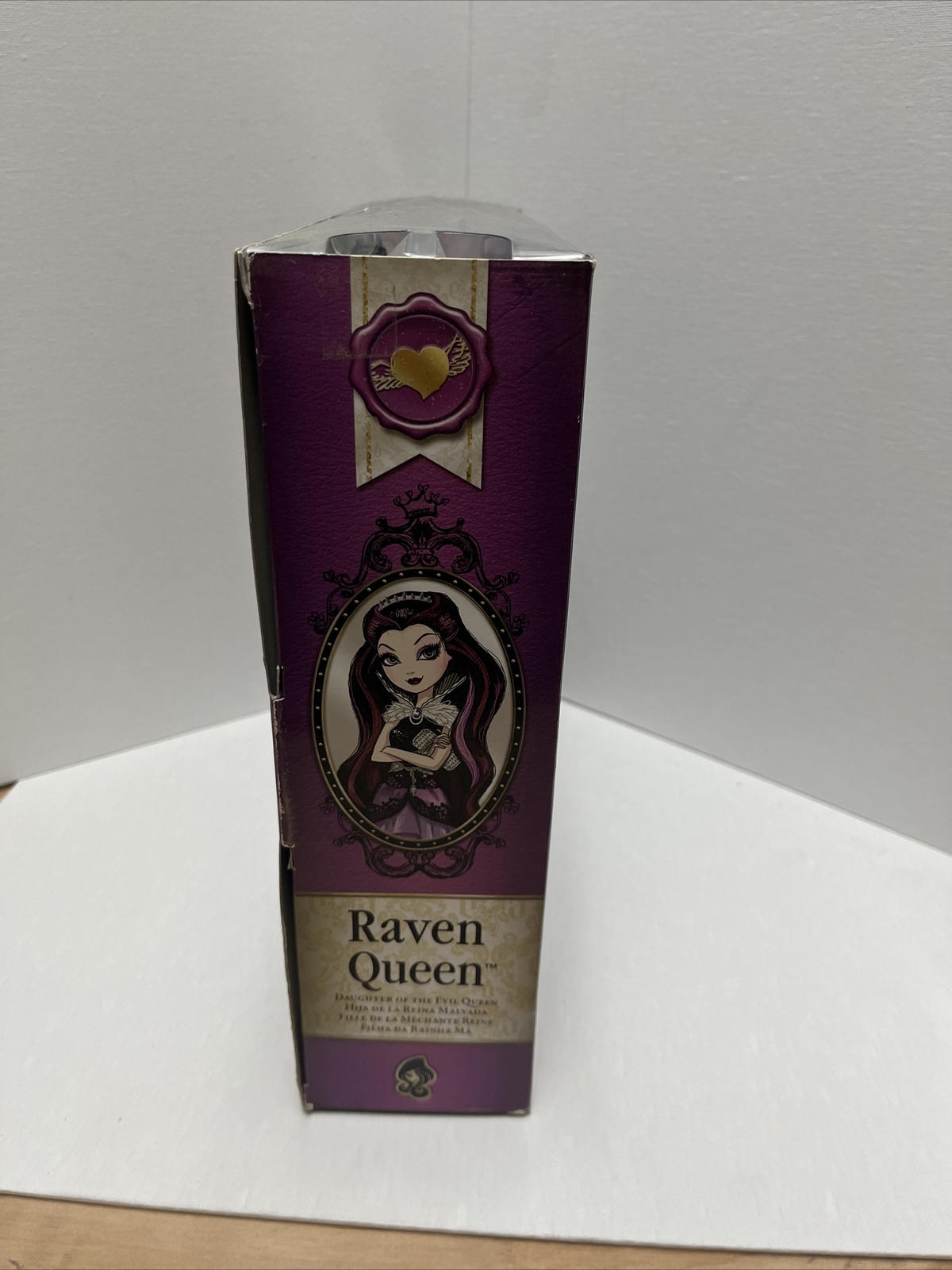 Ever After High Raven Queen Destiny Vanity Doll Playset New Rare