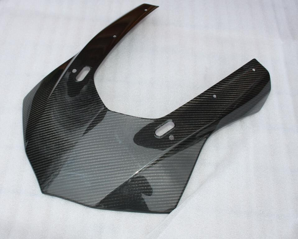 Carenage avant carbone Yamaha R1 pour transformer votre moto sur circuit et route