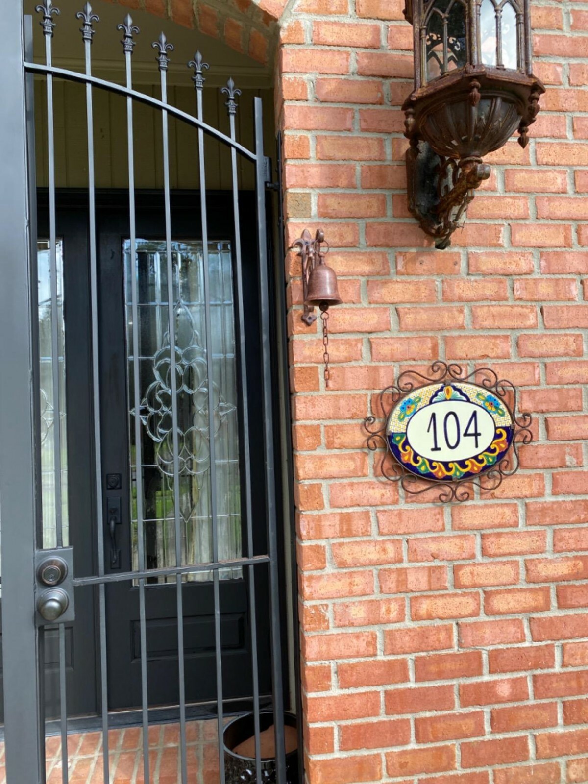 Antique Cast Iron Dinner Bell Doorbell Hanging Outdoor Front Porch Church School