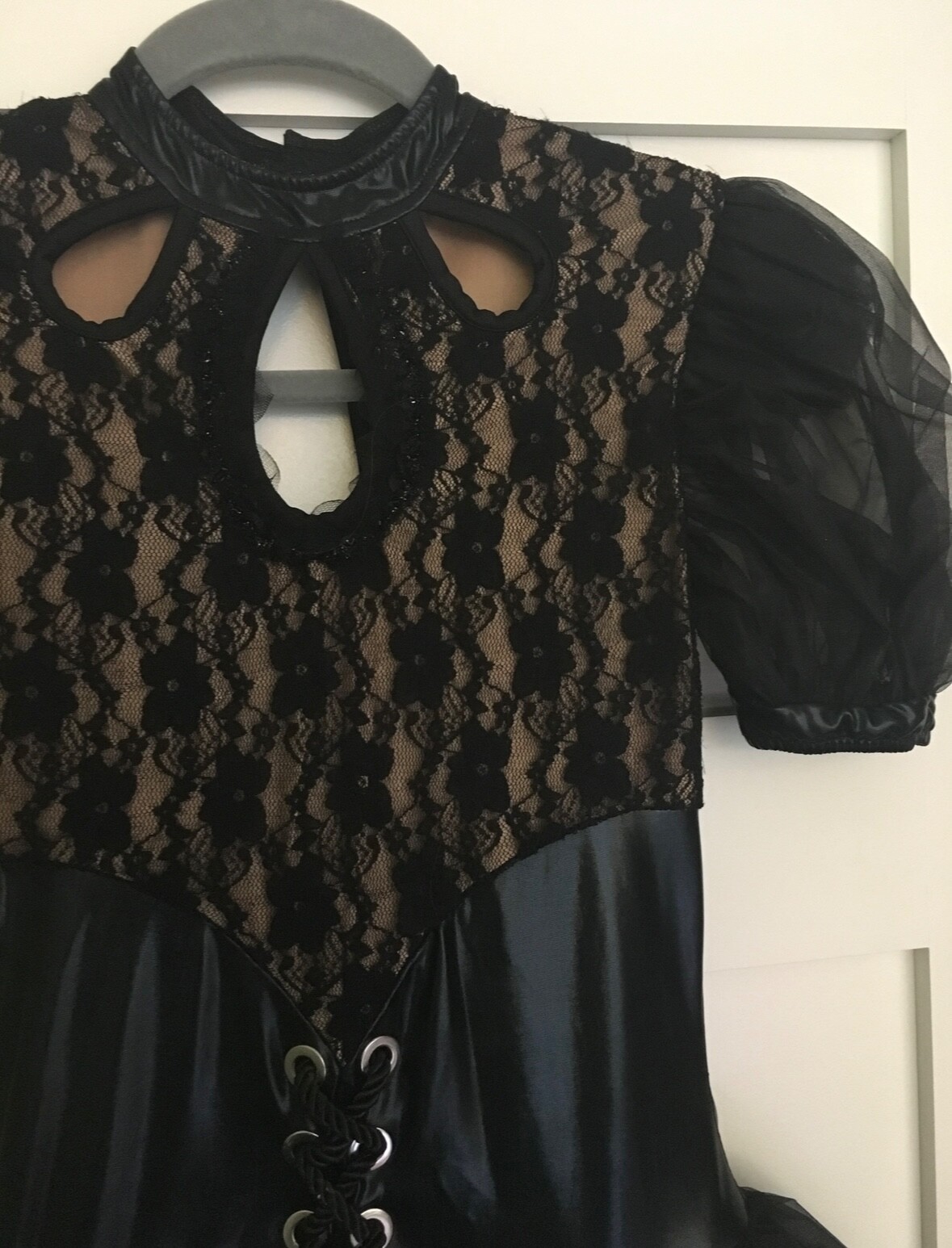 Picture 6 of 10