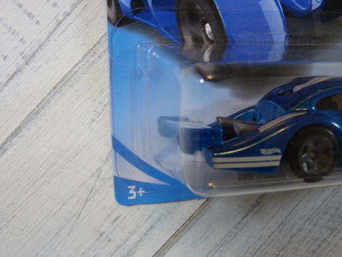 2018 Hot Wheels Legends of Speed Blue Volkswagen Kafer Racer Short Card - Picture 3 of 5