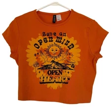 Divided Graphic Crop T-Shirt "Have an Open Mind and Open Heart"