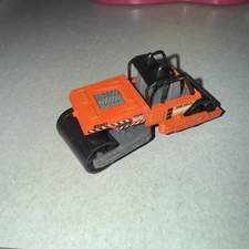 Matchbox Construction Vehicle Road Roller Orange Diecast Car Loose 2000