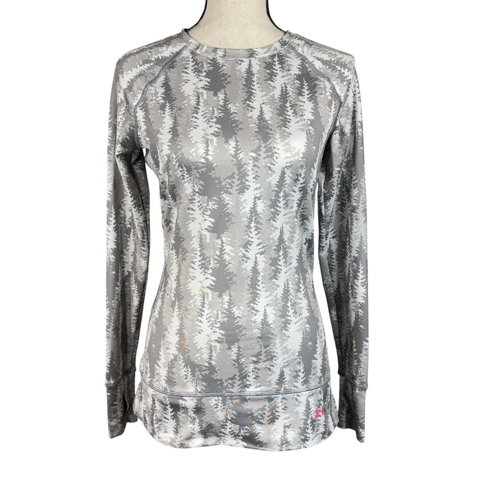 Under Armour Small Fitted Top Cold Weather Long Sleeves Pine Trees Stretch Gray