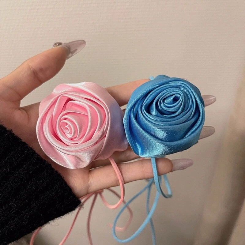 Fabric flower hotsell necklace