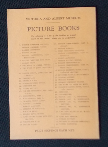 VICTORIA & ALBERT MUSEUM A PICTURE BOOK OF GOTHIC SCULPTURE first printed 1933 - Picture 2 of 5