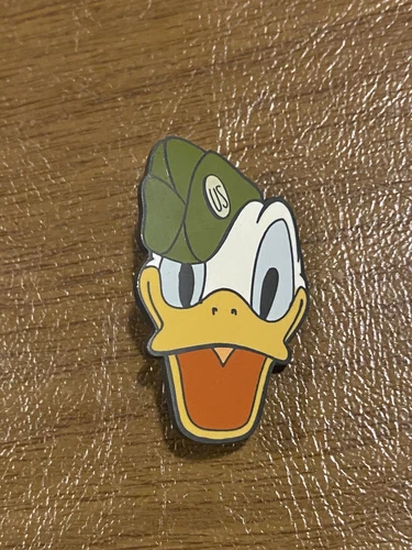 Disney Catalog Armed Forces WWII World War 2 Donald Duck LE 1934 pin Military