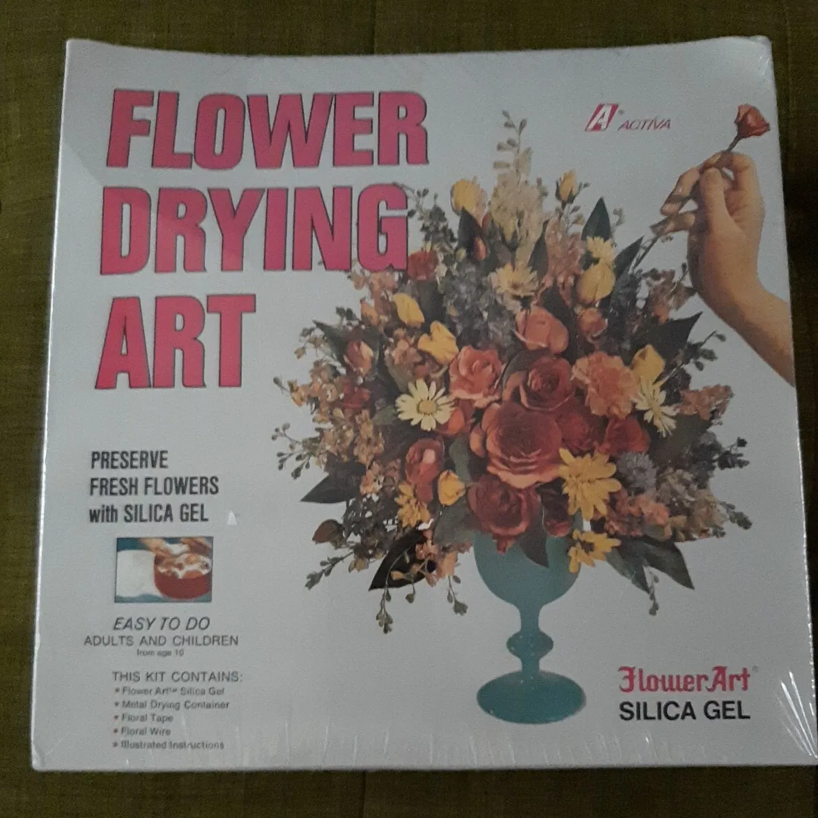 VINTAGE 1973 FLOWER DRYING ART BOXED KIT SEALED by ACTIVA * SILICA GEL *  CRAFTS
