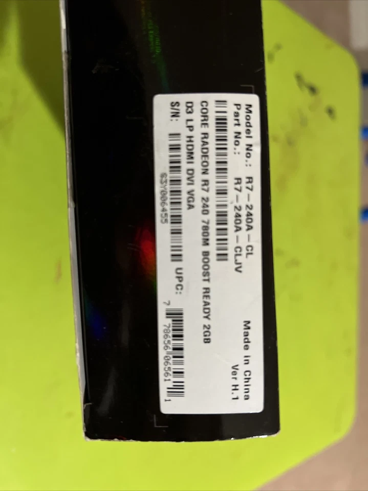 Gigabyte AMD Radeon R7 240 (GV-R724OC-2GI) 2GB / 2GB (max) DDR3 SDRAM PCI NEW - Image 2 of 4