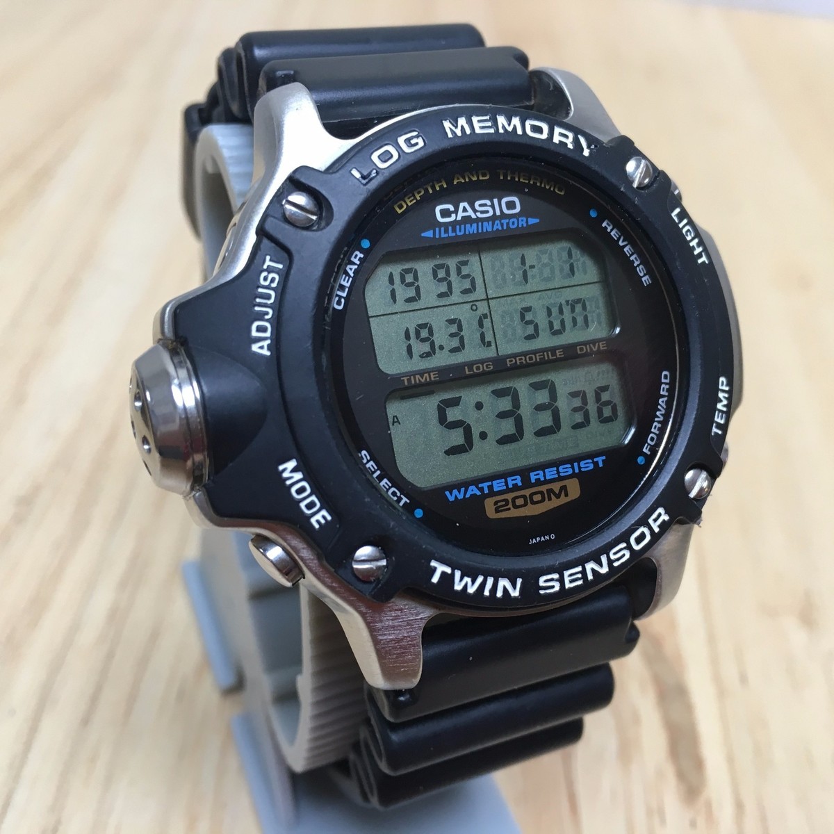 Rare Vintage Casio DEP-610 Mens Air Diver 200m Depth Thermal 