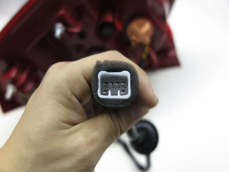 G3 Wave 2009-2011 FACELIFT Hatchback 3D/5D Clear Tail Rear Light Red for PONTIAC - Image 4 of 4