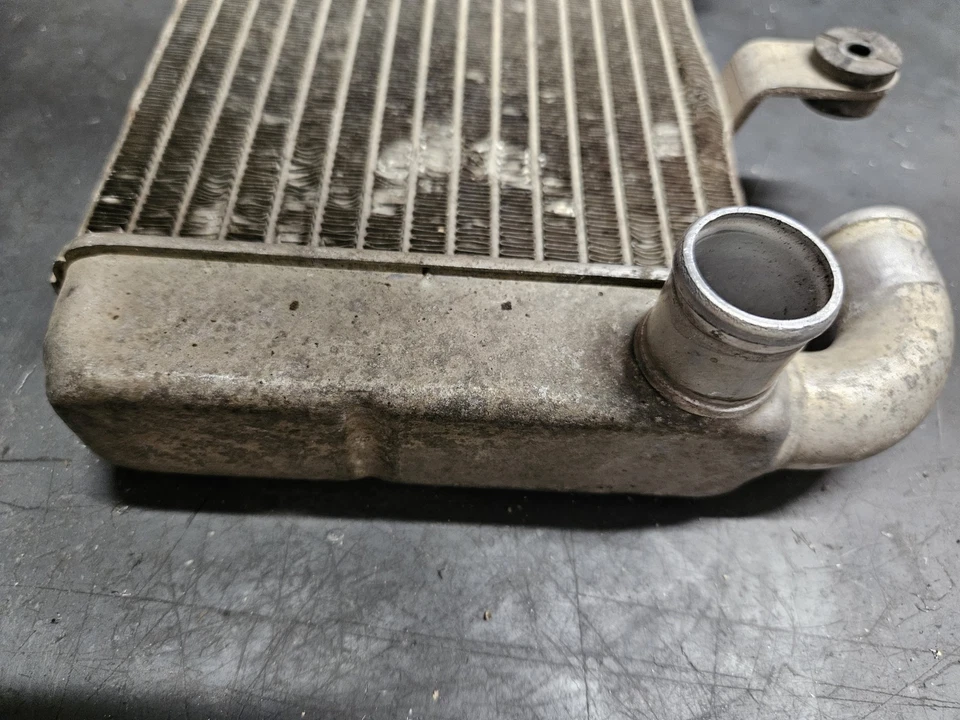 Radiateur eau Gauche Honda 1000 VTR - Photo 3/4