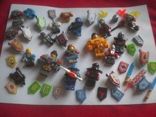 9x Lego Ritter Nexo Knights Figuren Schilder ...