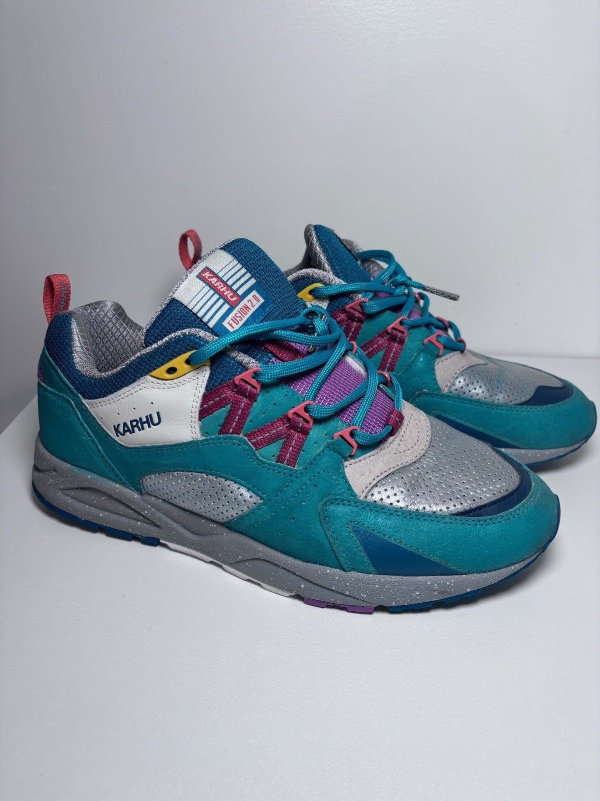 Karhu Fusion 2.0 Teal Blue Colorblock Urban Hiking Active Unisex Sneaker Size 10