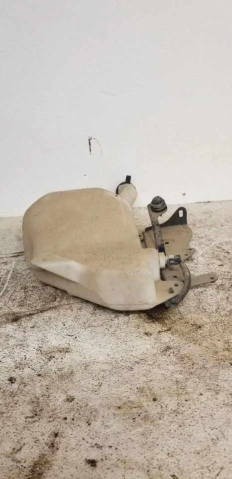 Depósito de lavado VIN N 4º dígito clásico compatible con 97-05 MALIBU 990522 Foto 4 de 4