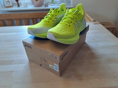 Asics Novablast 4 Herren Laufschuhe, Gr 44.5, Sehr guter Zustand