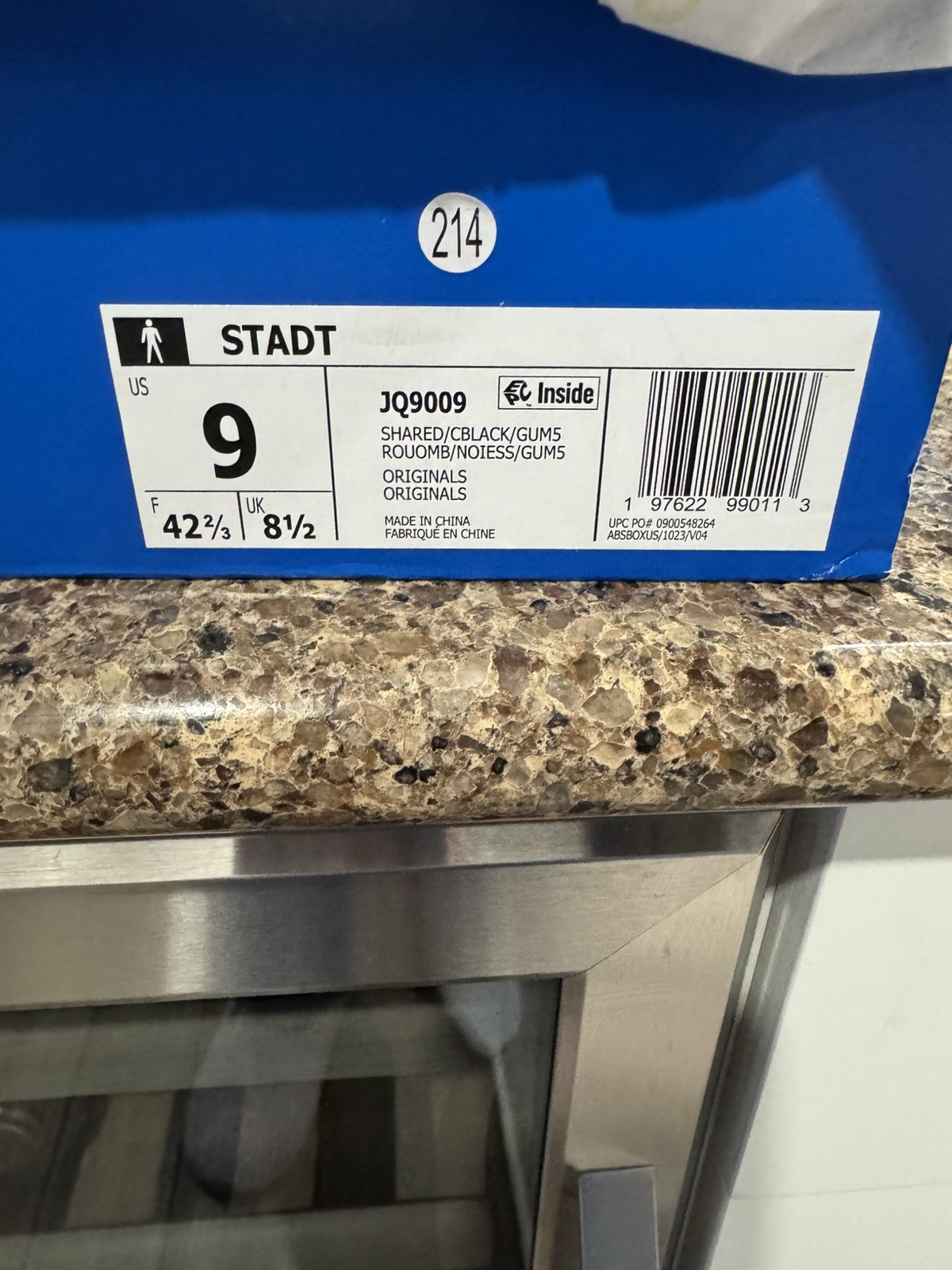 Adidas Stadt 'Burgundy' Casual Sneaker / JQ9009 / Men's Size 9 thumbnail 6